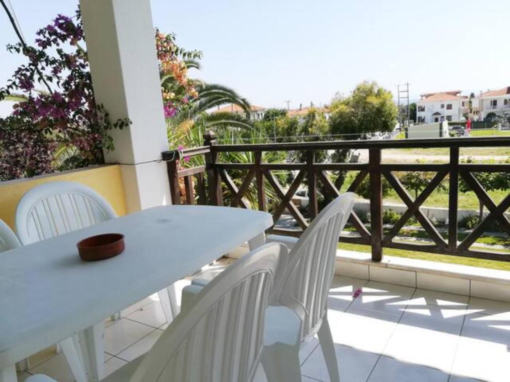 Melina Apartments Nikiti  Dış mekan fotoğraf